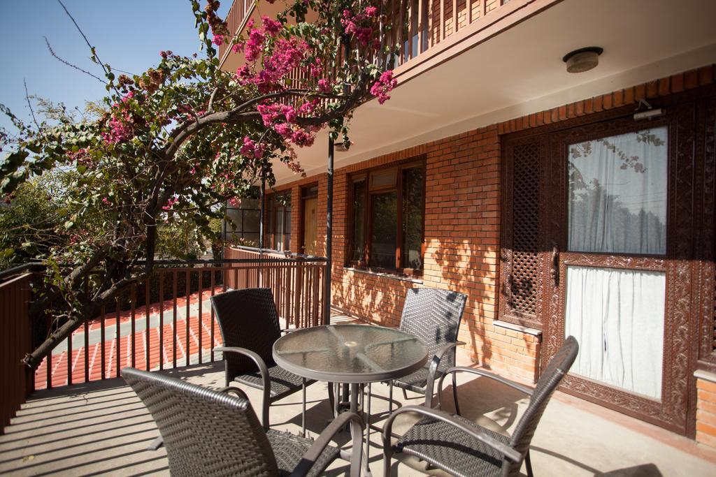 Maya Guest House Thimi Extérieur photo